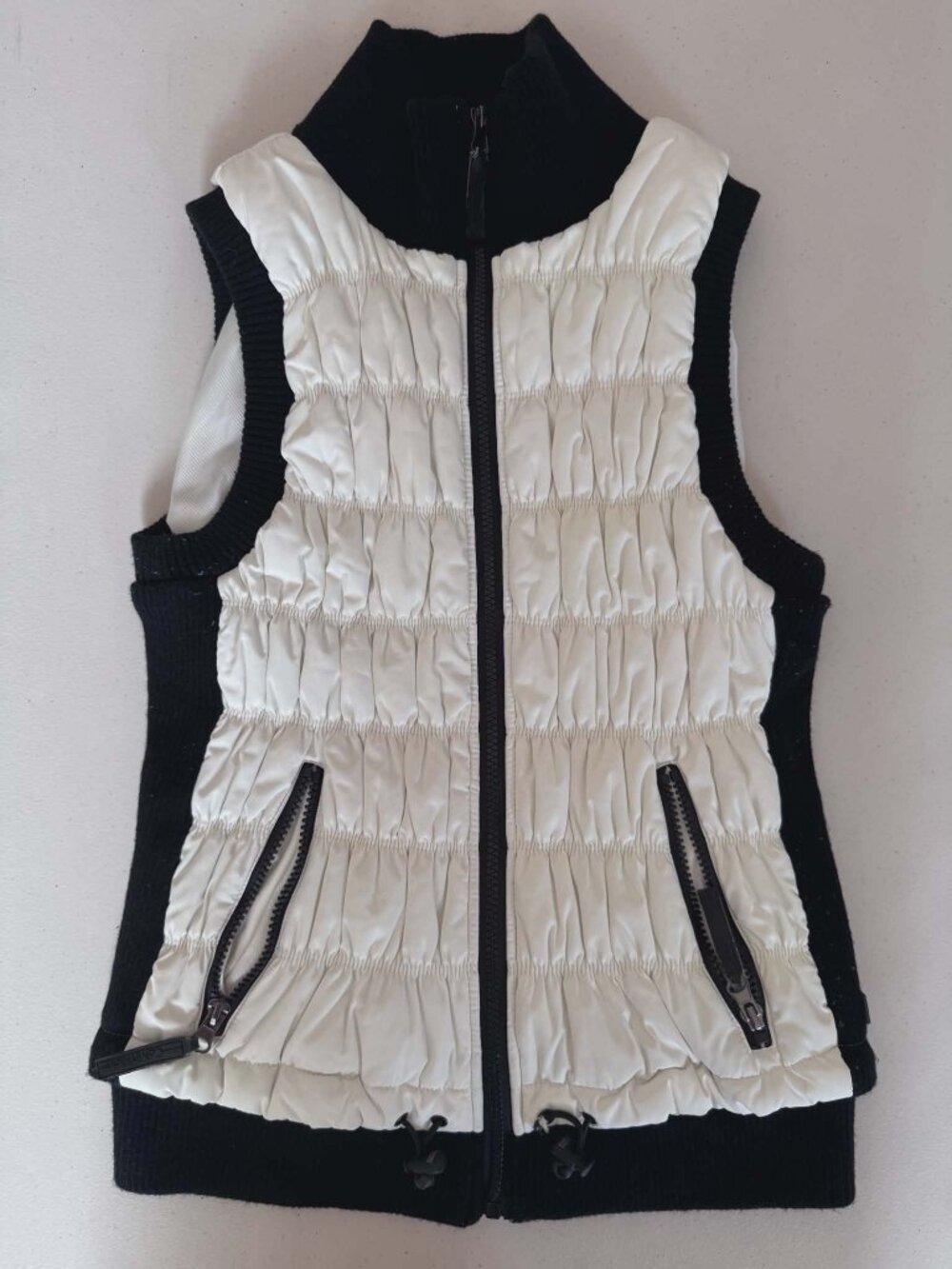 Calvin Klein Puffer Jacket - Performance - Size S